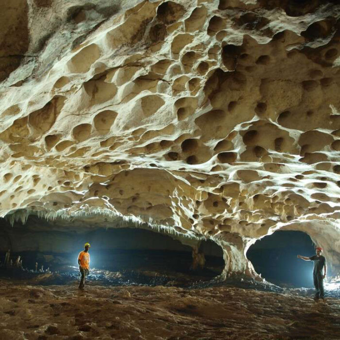 grotte naturelle roche haiti