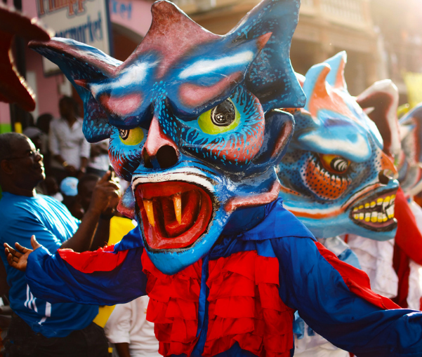 carnaval costume local couleur masque haiti